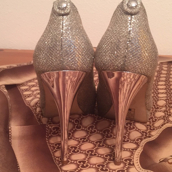 Michael Kors Platinum Glitter Peep Toe Heels - Picture 2 of 8